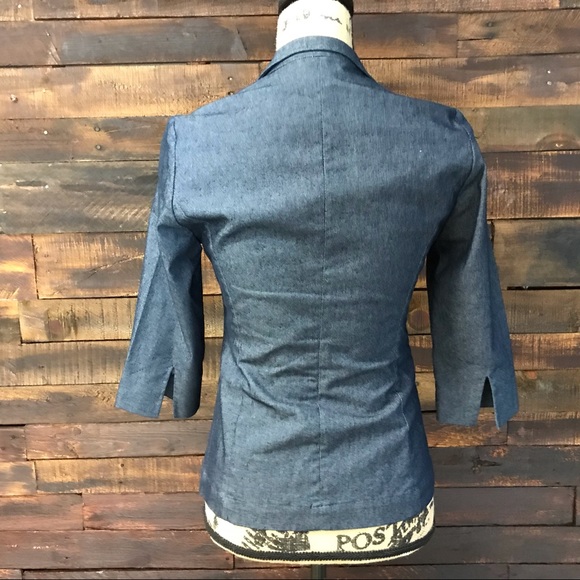 Express Blazer - Picture 4 of 6